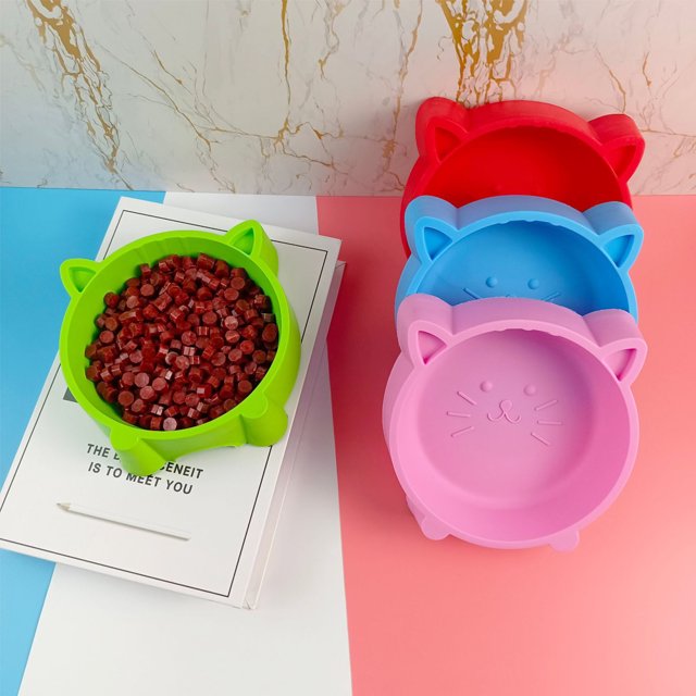 Cute Cat Face Feeding Bowl – Anti-Slip Pet Food & Water Bowl (Multi Colors)
